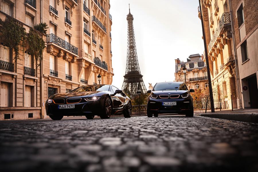  BMW i8 Ultimate Sophisto Edition (I12) 2019 года  (фото 12 из 16)